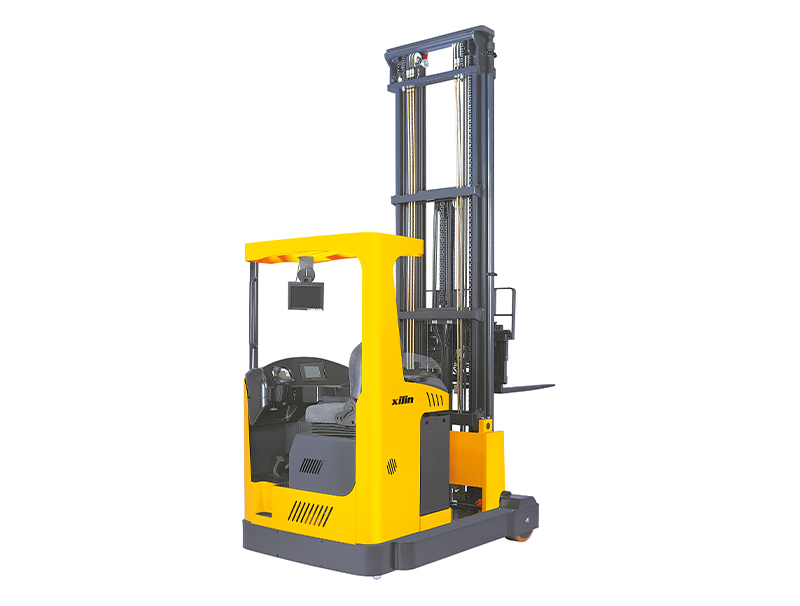 Montacargas retráctil eléctrica